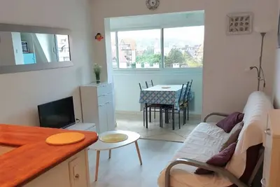 Image de Charmant 2 pièces rénové près de la plage avec parking