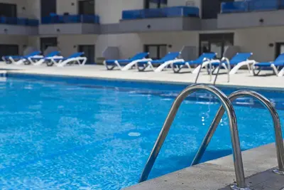 Appartement rénové près de la plage avec piscine, climatisation et Wi-Fi - Castell-Platja d'Aro
