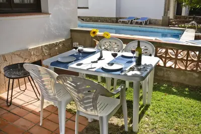 Image de Villa Piscis - Duplex à 200m de la Plage avec Piscine et Parking