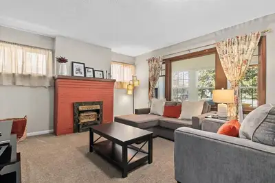 Image de Cozy Downtown Billings - Main Level