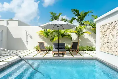 Image de Modern 3 bedroom villa in gated community. Just 5 mins to Holetown & Beaches