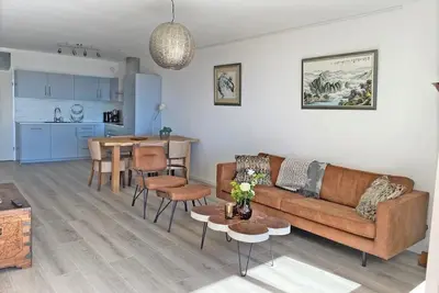 Image de Travl. is Expats Nl # Heemstede Green Base