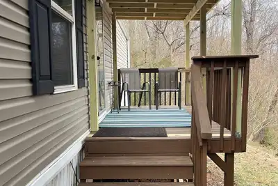 Image de Lovely home with gorgeous year round view. Minutes to Asheville