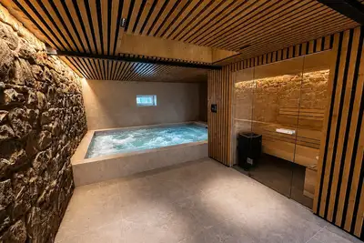 Image de Villa 9· Spa, sauna & piscine · Colmar centre