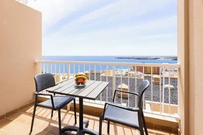 Image de Home2Book Amazing Sea Views & Terrace, El Porís