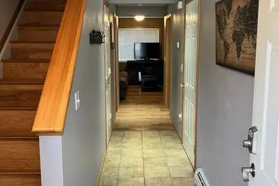 Image de Townhouse-style condo with attached garage in the heart of Bozeman.