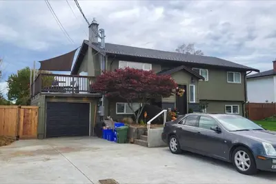 Image de Newly Renovated 4 Bedroom 2 bath Suite in Beautiful Sidney by the Sea