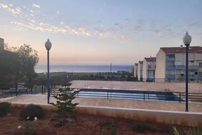 Image de spacieux duplex en bord de mer