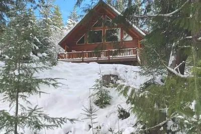 Image de Creekside Cabin- nature just footsteps away!
