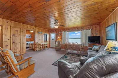 Tb1 Thunder Bay Resort Cabin 1