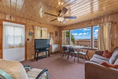 Image de Tb5 Thunder Bay Resort Cabin5