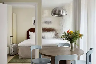 One Bedroom Apartment for 4 in Inner Courtyard