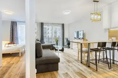 Image de Sea and City Apartments with Balcony by Rentujemy