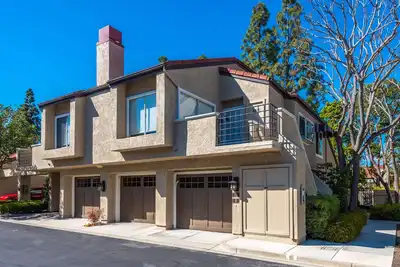 Cozy Uci Townhome 2 Bedroom 2 Bath