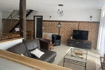 Image de Gîte rénovée à neuf à la campagne