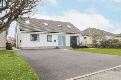 Image de Blue Bay Villa, pet friendly, with hot tub in Trearddur Bay