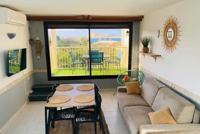 Image de La Petra Marinella - Front de mer - Appt climatisé avec piscine