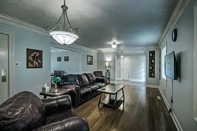 Image de *King* Bed House in the Heart of Jackson