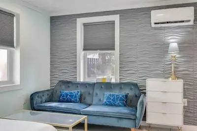 Image de Premium Tiny Home in Panama City Beach!