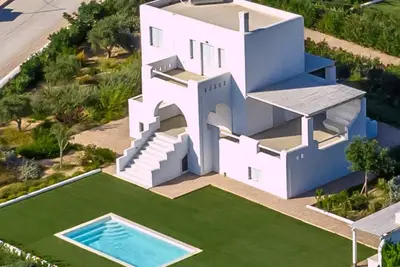 Image de Extraordinary Naxos Villa | 5 Bedrooms | Villa Kewell | Spacious Outdoor Area with Private Pool | Pyrgaki