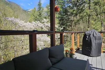 Image de Misty Mountain Cabin-2 bed, 1 bath, mountain views and large deck