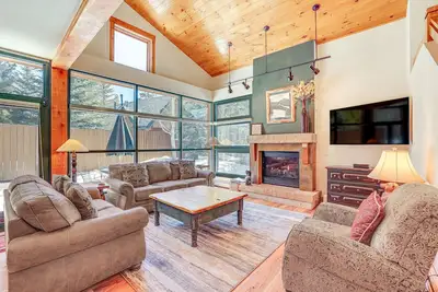 Image de Ideal for Weddings & Golf: Keystone Gem w/ Patio!