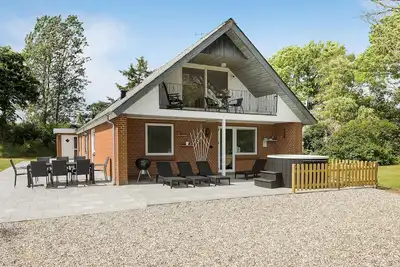 Image de Belle maison à Højslev avec WiFi