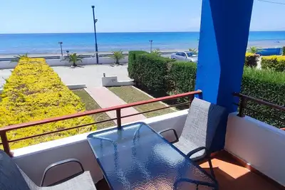 Image de First line on the beach Seaview villa full equipment with everything you need