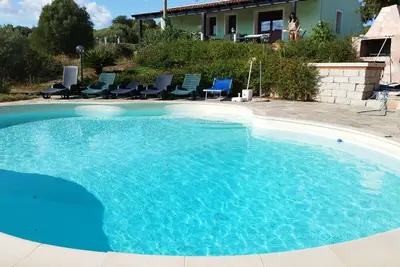 Villa Dei Graniti: delightful villa with swimming pool