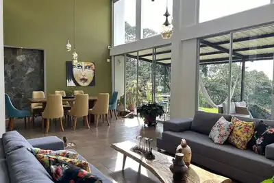 Image de Beautiful Villa In country Side, Excellent location very close to Circasia