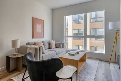 Image de Trendy Hayward 2br w/ Heated Pool & On-Site Dining, by Blueground