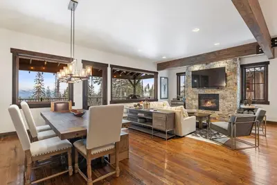 Summer Stays Available! Luxury meets Rustic Charm in this Big Mountain Townhouse! New Hot Tub!