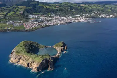 Image de Casa da Baleia T2 Localizado à Beira-mar Virado a Menos de 5 Min. a pé da Praia