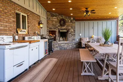 Image de Mountain Haus - Game Room, Home Gym, and Hot Tub