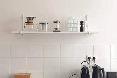 Image de Nook: Quiet Stylish Industrial Loft with Kitchen