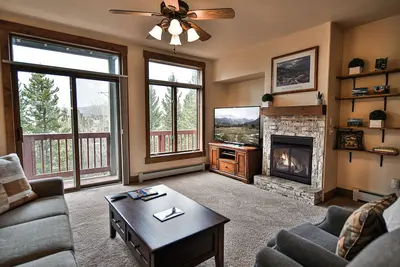 Image de Prospect Point Retreat: Lakeside Townhome, Mountain Views