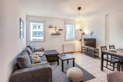 Image de ᯽ Cosy & Chill - 4 voyageurs - Parking Gratuit 𒊹