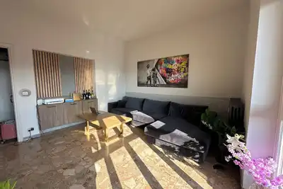 Image de Affordable penthouse with panoramic views. Good living room, kitchen and bedroom