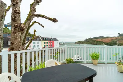 Image de Le Sauzon - Vue sur le port - Proche de la plage
