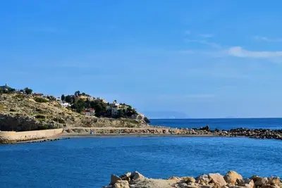 Image de El Campello Deborah. à 10 minutes à pied de la plage et 5 minutes du Centre.