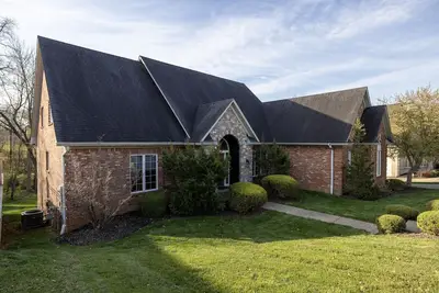 Image de Large Derby/Pga Home, Great Location!