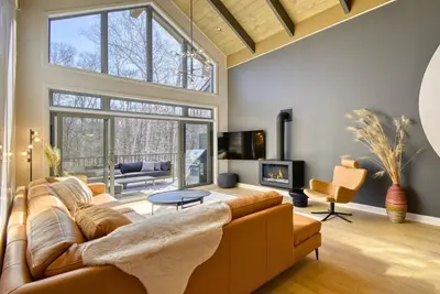 Image de Luxury Mont-Tremblant Retreat Near Village - The Apex at Verbier