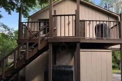 Image de Evergreen hideaway\n\n