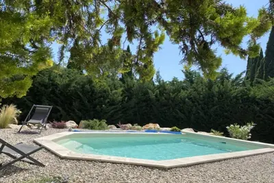 Image de Maison 6 Couchages Piscine et Parking Privé Barjac 30430
