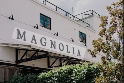 Central! Minutes to Magnolia, Baylor University, Cameron Park  Zoo and more.