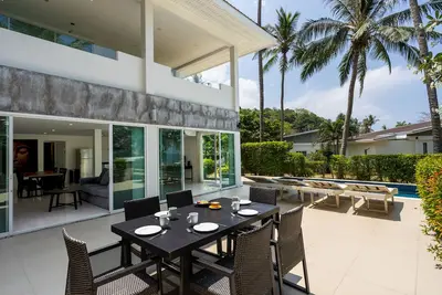 Image de Exclusive beach apartment with Wonderful View