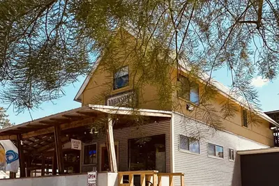 Image de 1 Bdm Bed+Breakfast above Johnson's Boucaniere  - Festival International lodging