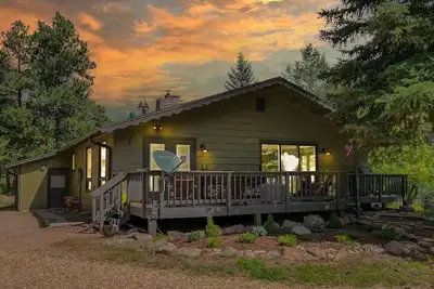 Image de Private riverfront cabin with stunning mountain views 10 min from downtown Estes