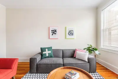 Image de Fun & Funky 2br in Downtown Princeton