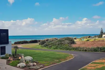 Image de Bluewater Retreat - Bluewater Retreat - Breeze to the beach with ease